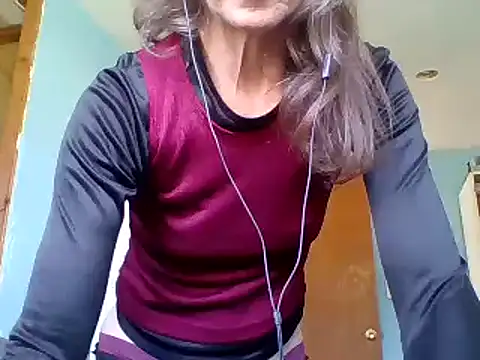 Snapshot of SexyRach75 chatting on 06-20-26, 02:31 SexyRach75 online show from 06-20-26, 02:31