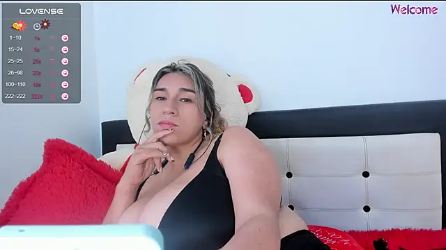 Snapshot of na-biky chatting on 12-28-24, 01:28 na-biky online show from 12-28-24, 01:28