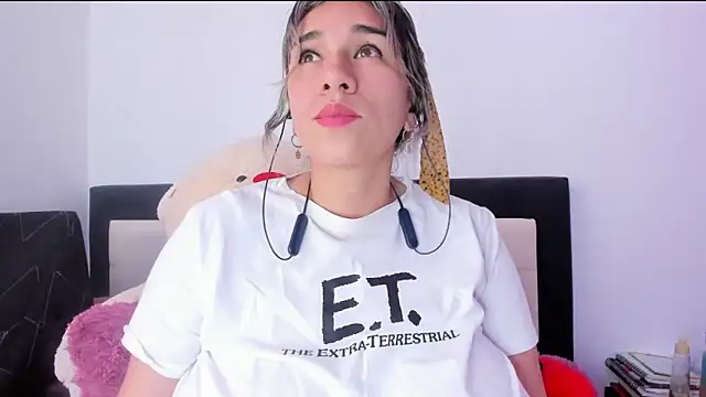 Snapshot of na-biky chatting on 01-05-25, 04:48 na-biky online show from 01-05-25, 04:48