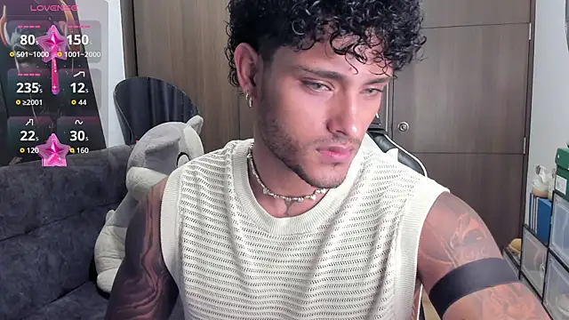 Alessandro Vanni online show from 11-08-25, 02:34