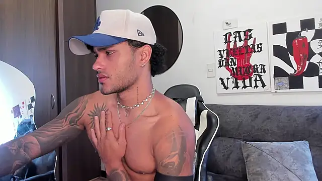 Alessandro Vanni online show from 02-20-26, 03:01