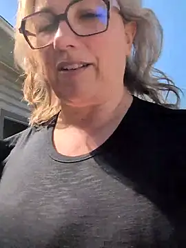 Canadian BBW online show from 04-30-26, 09:30
