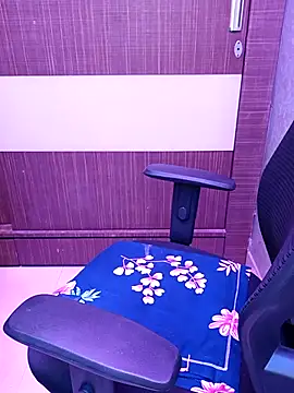 indian passion online show from 10-23-25, 05:44