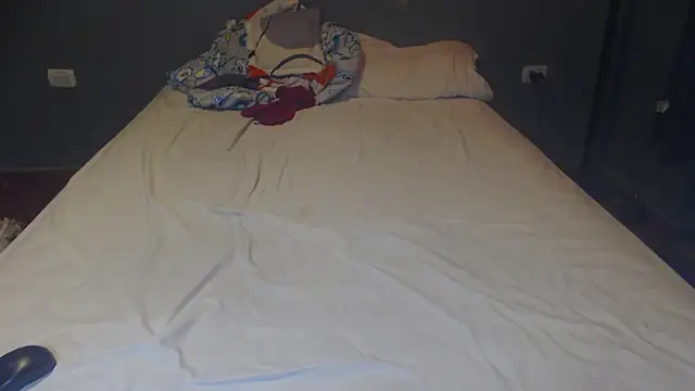 Snapshot of Tattoodreams_lucy chatting on 04-29-26, 12:59 Tattoodreams lucy online show from 04-29-26, 12:59