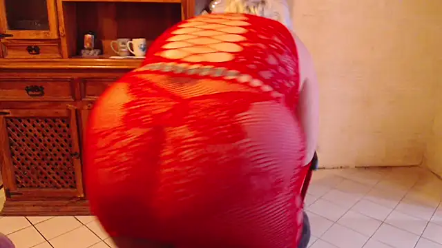 MISS LINDAH online show from 04-20-26, 05:32