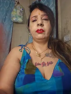 Snapshot of cute-tanvi chatting on 12-18-25, 01:33 cute-tanvi online show from 12-18-25, 01:33