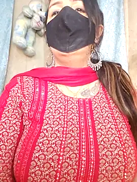 cute-tanvi online show from 03-18-26, 01:42