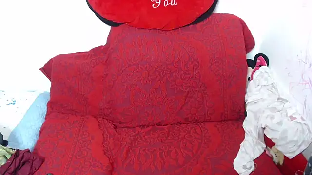 Snapshot of Naughtyredd chatting on 10-11-25, 05:50 Naughtyredd online show from 10-11-25, 05:50