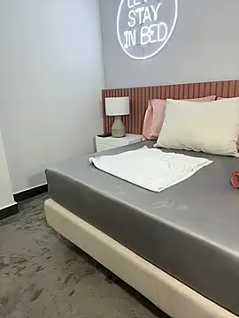 Snapshot of natural_bigboobs chatting on 03-01-25, 10:53 natural bigboobs online show from 03-01-25, 10:53