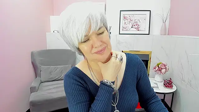 CarmenSoft online show from 12-11-24, 11:43