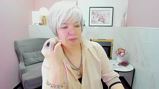 CarmenSoft online show from 01-08-25, 02:46