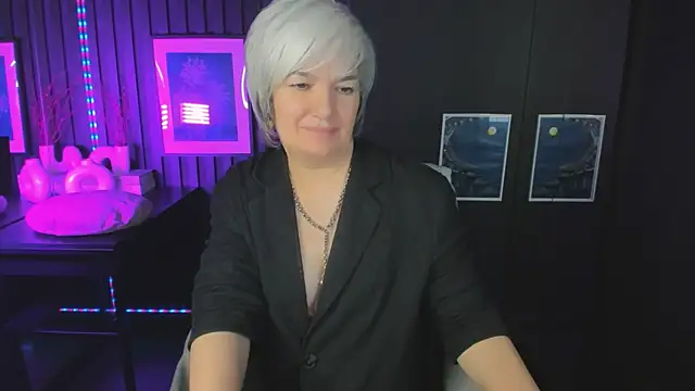 Snapshot of CarmenSoft chatting on 06-29-26, 10:15 CarmenSoft online show from 06-29-26, 10:15
