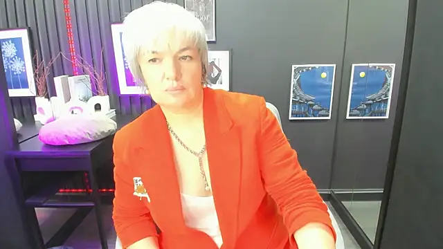 Snapshot of CarmenSoft chatting on 08-01-26, 08:30 CarmenSoft online show from 08-01-26, 08:30