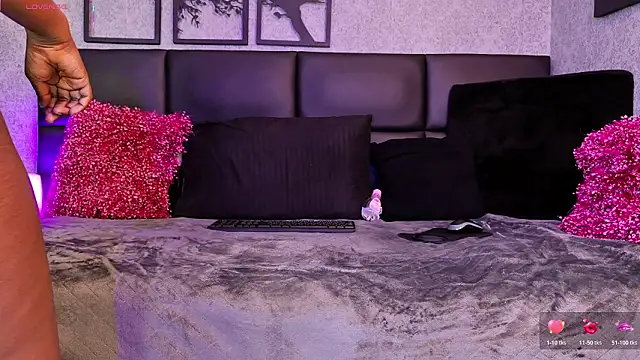 Daia Ashanti online show from 03-24-26, 01:32