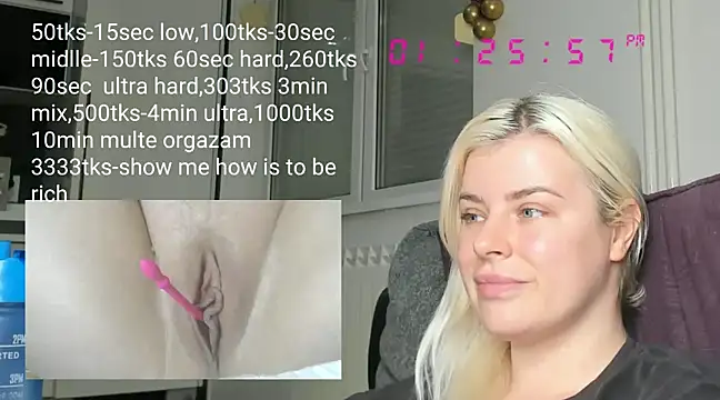 Snapshot of queenofthenighttt chatting on 02-23-25, 12:27 queenofthenighttt online show from 02-23-25, 12:27