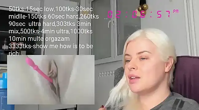 Snapshot of queenofthenighttt chatting on 02-26-25, 01:08 queenofthenighttt online show from 02-26-25, 01:08