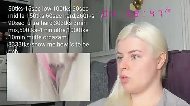 Snapshot of queenofthenighttt chatting on 03-04-25, 03:59 queenofthenighttt online show from 03-04-25, 03:59