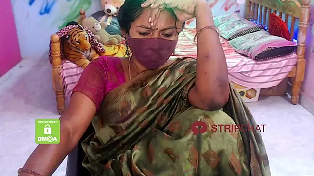 Snapshot of Novapol chatting on 12-08-24, 04:04 Novapol online show from 12-08-24, 04:04