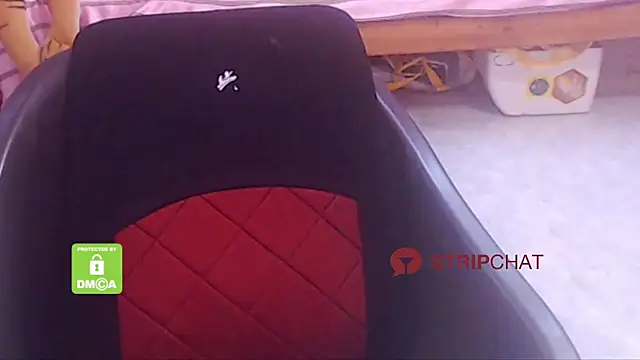 Snapshot of Novapol chatting on 12-18-24, 04:20 Novapol online show from 12-18-24, 04:20