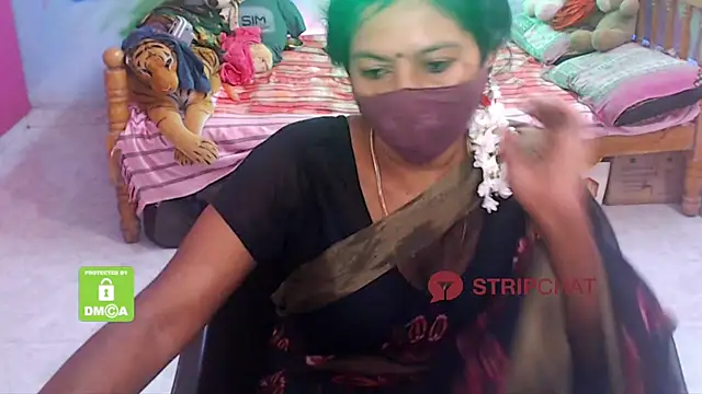 Snapshot of Novapol chatting on 12-21-24, 12:49 Novapol online show from 12-21-24, 12:49