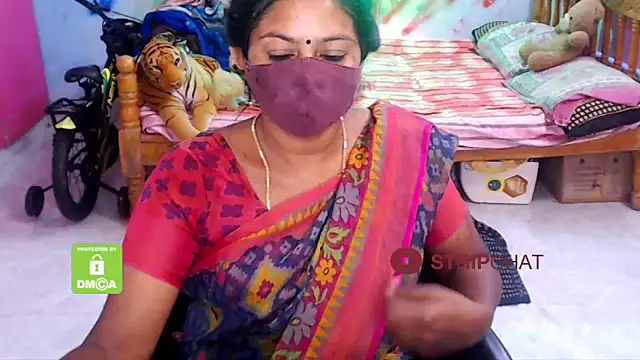 Snapshot of Novapol chatting on 12-25-24, 08:39 Novapol online show from 12-25-24, 08:39