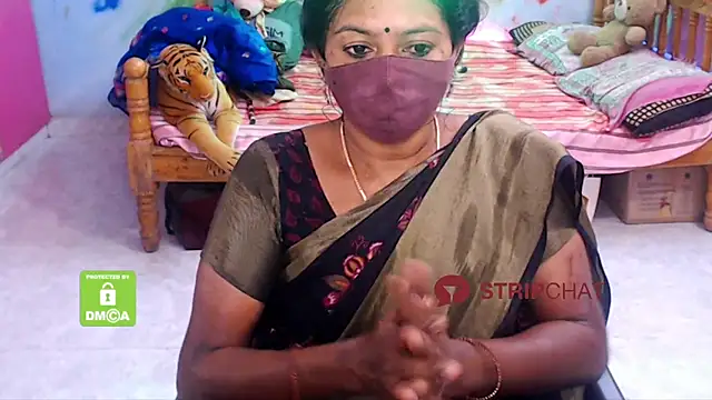 Snapshot of Novapol chatting on 12-26-24, 05:30 Novapol online show from 12-26-24, 05:30