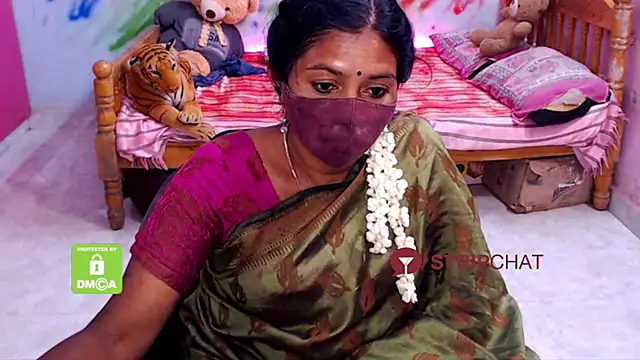 Snapshot of Novapol chatting on 01-26-25, 12:11 Novapol online show from 01-26-25, 12:11