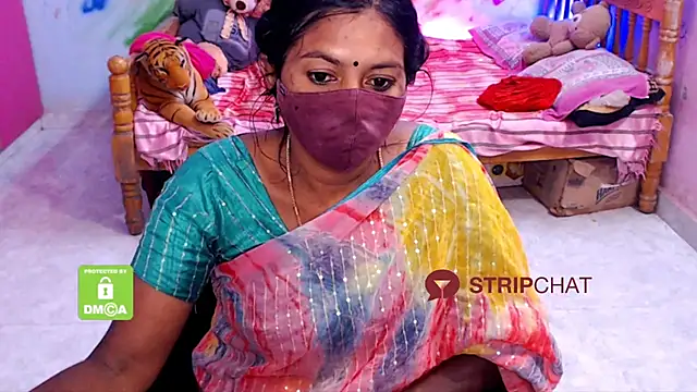 Snapshot of Novapol chatting on 01-29-25, 05:51 Novapol online show from 01-29-25, 05:51