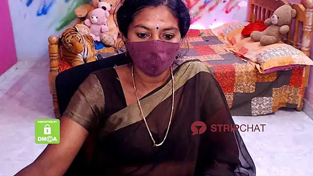 Snapshot of Novapol chatting on 03-05-25, 04:57 Novapol online show from 03-05-25, 04:57