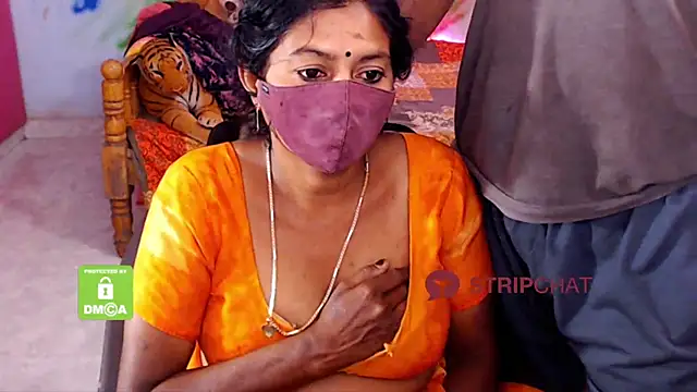 Snapshot of Novapol chatting on 03-08-25, 10:43 Novapol online show from 03-08-25, 10:43