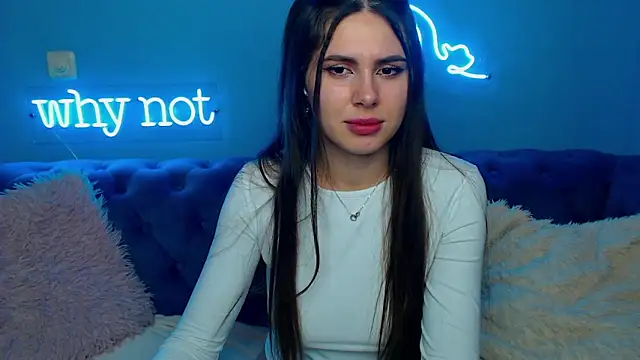 Snapshot of ViollinaLove chatting on 01-24-25, 11:48 ViollinaLove online show from 01-24-25, 11:48