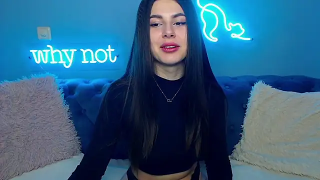 Snapshot of ViollinaLove chatting on 01-25-25, 05:40 ViollinaLove online show from 01-25-25, 05:40