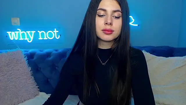 Snapshot of ViollinaLove chatting on 01-25-25, 08:42 ViollinaLove online show from 01-25-25, 08:42