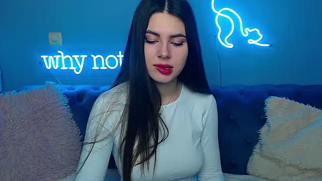 Snapshot of ViollinaLove chatting on 01-31-25, 05:51 ViollinaLove online show from 01-31-25, 05:51