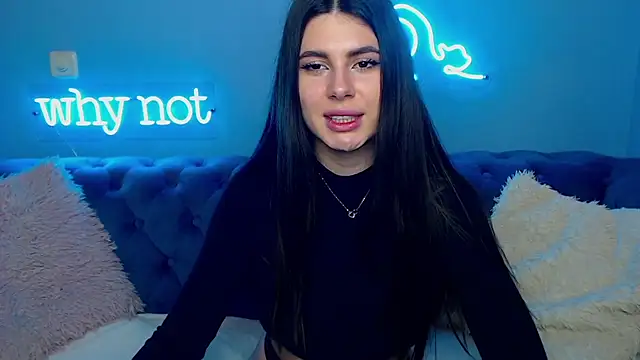 Snapshot of ViollinaLove chatting on 02-04-25, 08:46 ViollinaLove online show from 02-04-25, 08:46