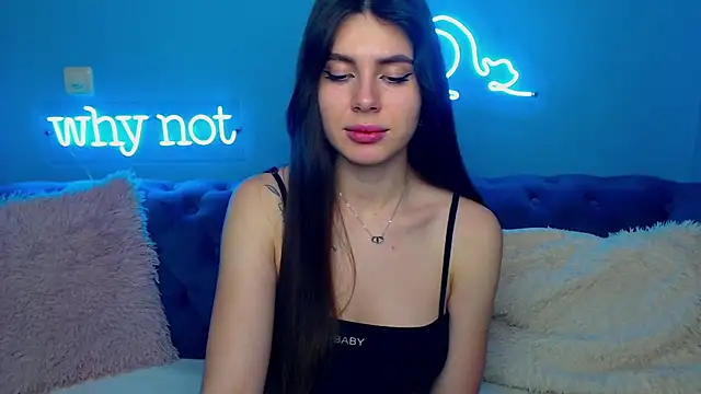 Snapshot of ViollinaLove chatting on 02-07-25, 11:56 ViollinaLove online show from 02-07-25, 11:56