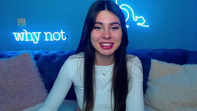 Snapshot of ViollinaLove chatting on 02-08-25, 11:55 ViollinaLove online show from 02-08-25, 11:55