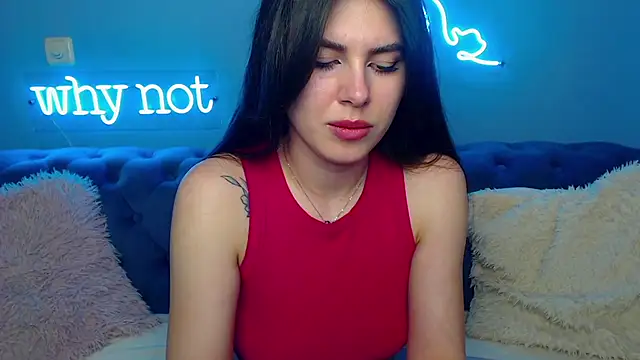Snapshot of ViollinaLove chatting on 03-13-25, 10:36 ViollinaLove online show from 03-13-25, 10:36