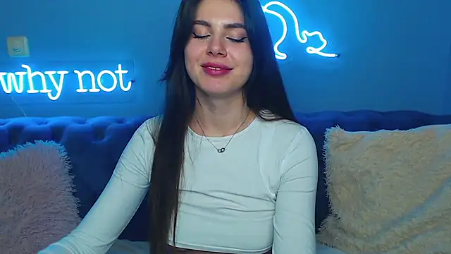 Snapshot of ViollinaLove chatting on 03-22-25, 02:47 ViollinaLove online show from 03-22-25, 02:47