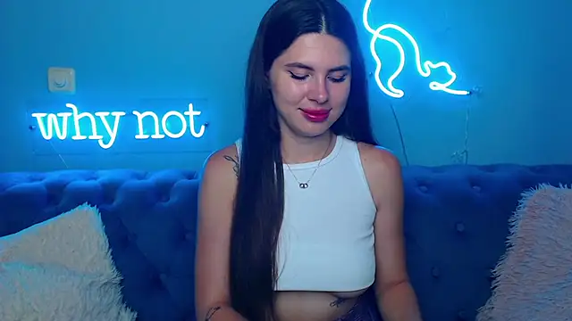 Snapshot of ViollinaLove chatting on 07-24-26, 04:43 ViollinaLove online show from 07-24-26, 04:43