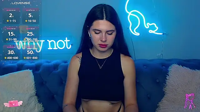 Snapshot of ViollinaLove chatting on 07-26-26, 04:53 ViollinaLove online show from 07-26-26, 04:53