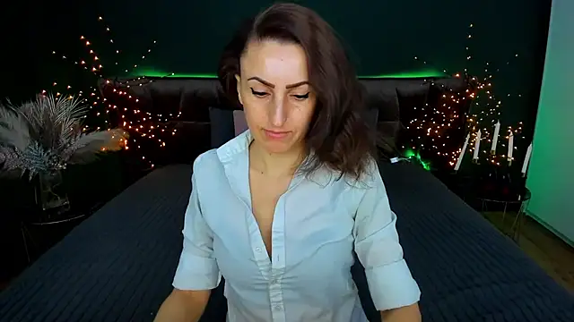 Rebecca Diamond online show from 03-02-26, 06:47