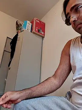 Snapshot of Azad64 chatting on 02-06-25, 12:05 Azad64 online show from 02-06-25, 12:05