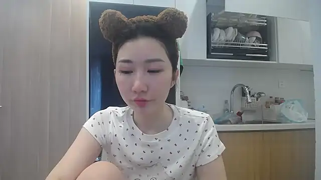 Snapshot of Asiagirll chatting on 05-24-26, 02:16 Asiagirll online show from 05-24-26, 02:16