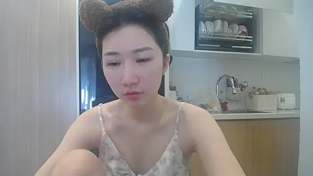 Snapshot of Asiagirll chatting on 05-25-26, 01:55 Asiagirll online show from 05-25-26, 01:55