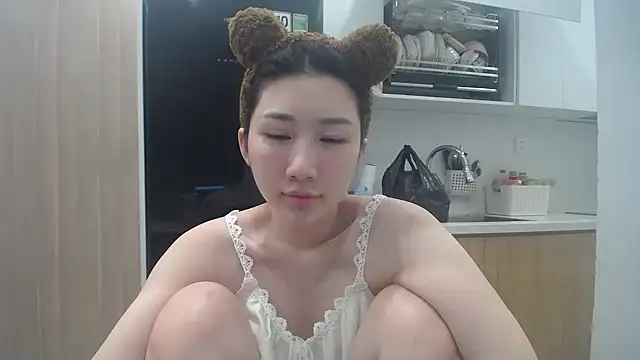 Snapshot of Asiagirll chatting on 05-26-26, 12:01 Asiagirll online show from 05-26-26, 12:01