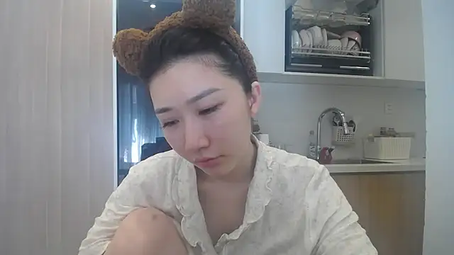 Snapshot of Asiagirll chatting on 05-30-26, 01:46 Asiagirll online show from 05-30-26, 01:46