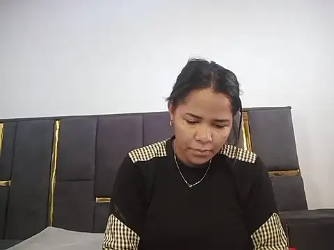 Snapshot of aleixane chatting on 07-25-26, 05:49 aleixane online show from 07-25-26, 05:49