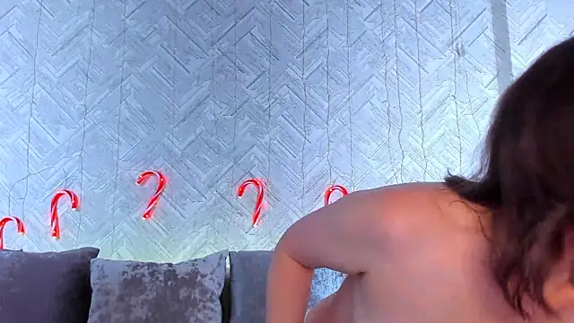 EvaBarsa  online show from 12-18-24, 03:15