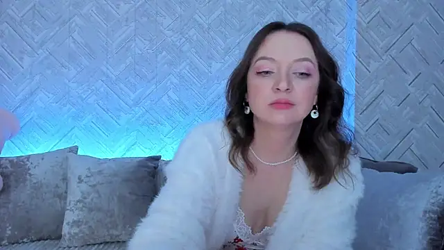 EvaBarsa  online show from 11-14-25, 02:43